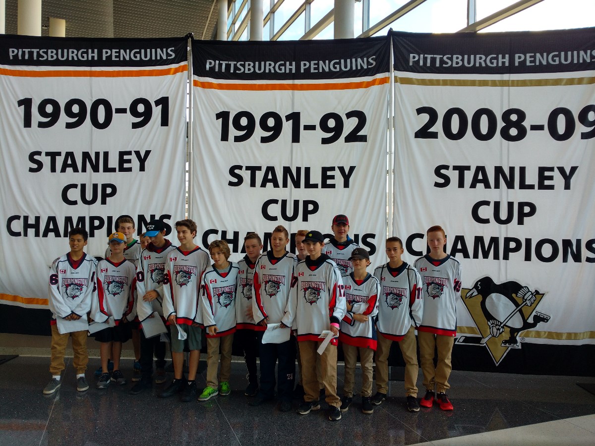 Penguins_SC_Banners_and_Team.jpg
